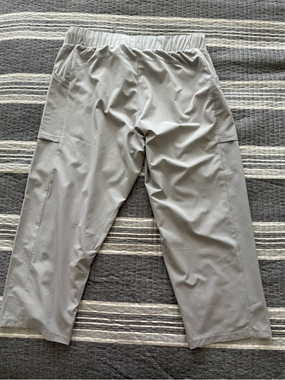 all in motion Light Gray Capri Active Pants